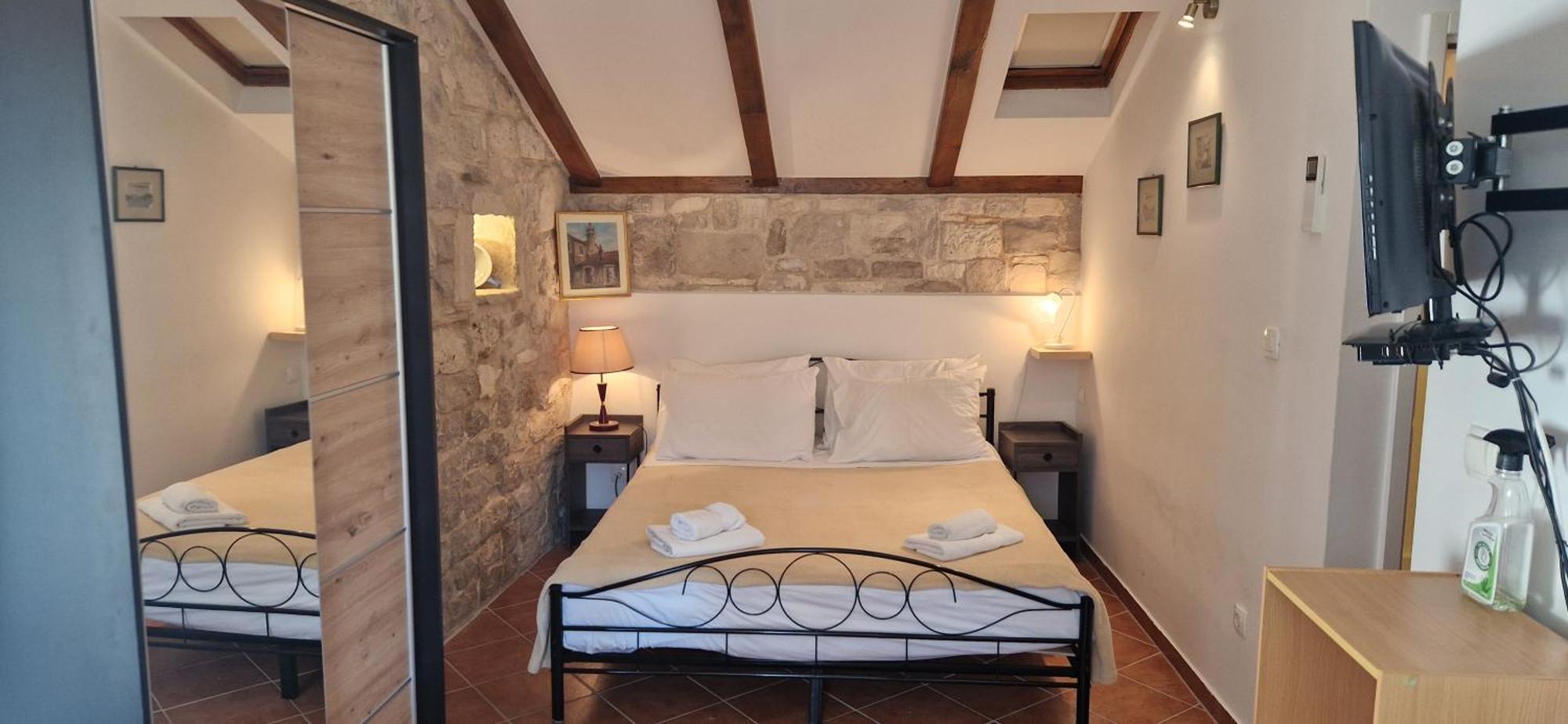 Komiža Apartments Donika מראה חיצוני תמונה