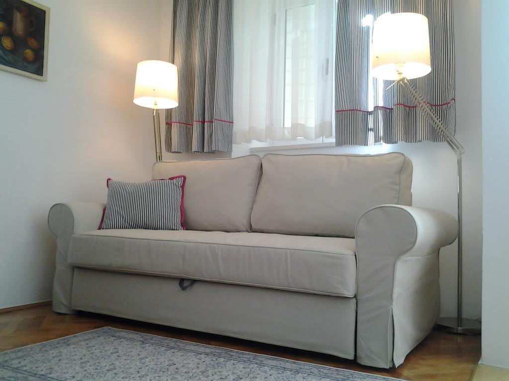 Komiža Apartments Donika מראה חיצוני תמונה