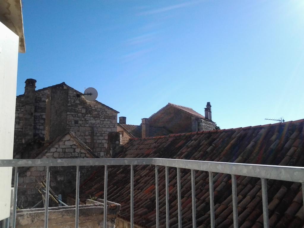 Komiža Apartments Donika מראה חיצוני תמונה
