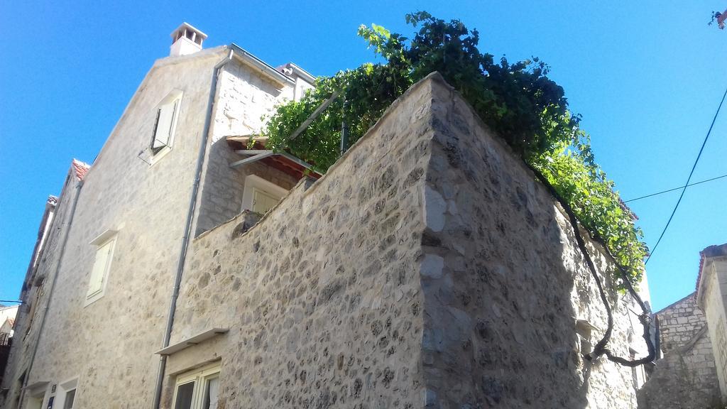 Komiža Apartments Donika מראה חיצוני תמונה